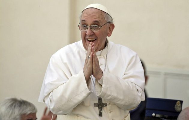 Papež František uznal evoluci i velký třesk: Bůh není kouzelník 1