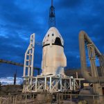Kosmická loď Crew Dragon společnosti SpaceX poletí k Měsíci již v roce 2018 12