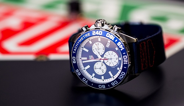 Na velké ceně Monaka Tag Heuer představil speciální model Formule 1 Red Bull Edition 1