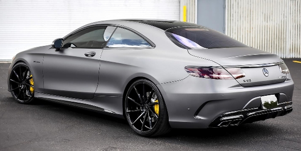 Mohla tuningová společnost IMSA na Mercedesu s63 AMG Coupe ještě něco vylepšit? 1