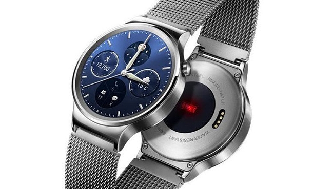 Huawei Watch odteď umí telefonovat 1