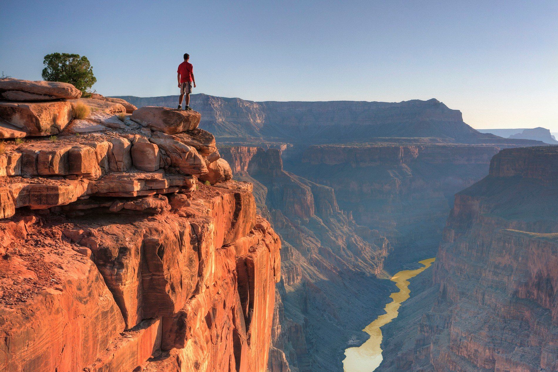 Большой каньон. Гранд-каньон (Grand Canyon). Национальный парк Гранд-каньон туристы.