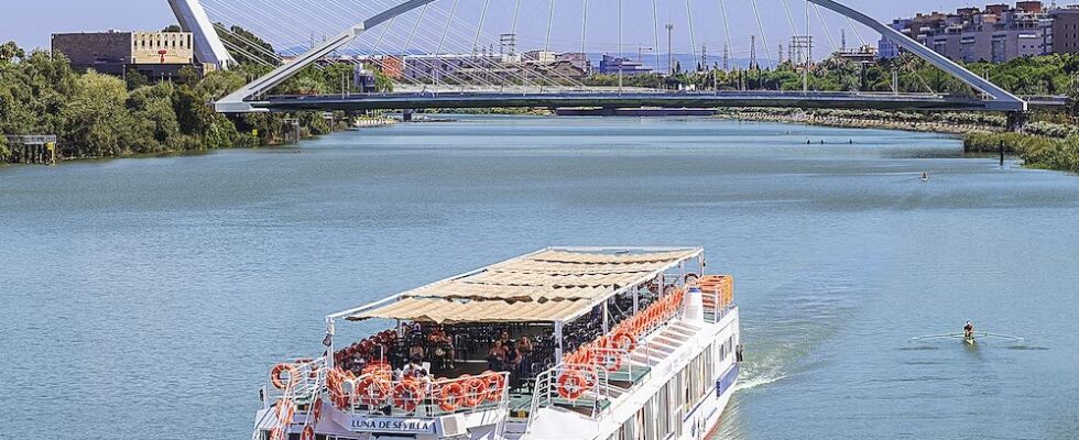 Vstupenky na Sevilla: Plavba z Torre Del Oro 1