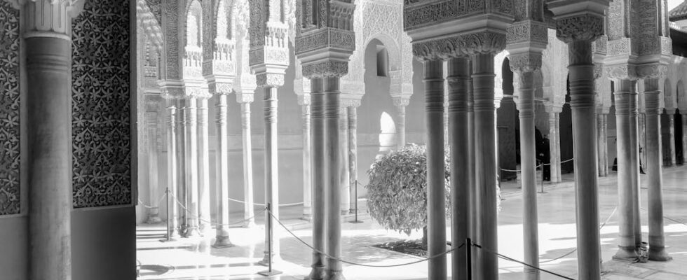 Co většina turistů o Alhambře neví? 1