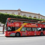 Autobus naskoč a vyskoč v Málaze 16