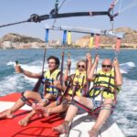 Alicante: Výlet lodí a parasailing s drinkem 9